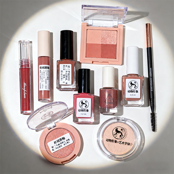 小さな粘着ラベルをあなたのブランドの「プラスポイント」にしましょう。