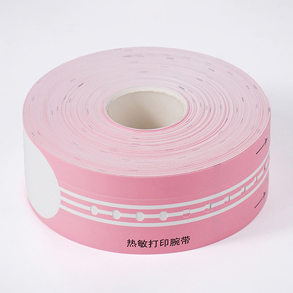 P&aring;f&oslash;ringsscenarioene og kjernefordelene med selvklebende etiketter til armb&aring;ndet 